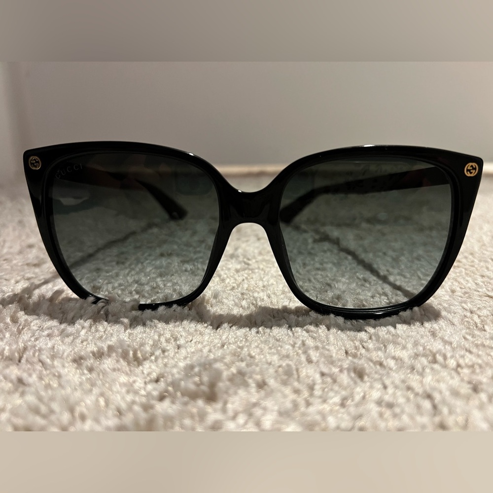 Gucci Black Square Sunglasses